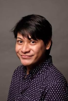 actor Macoy Averilla large photo