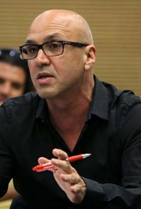 actor Gal Uchovsky large photo