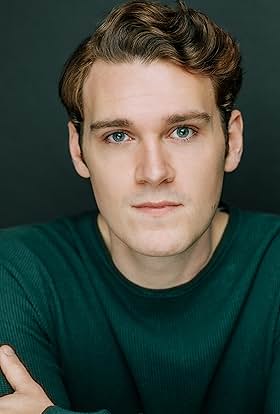 actor Dylan Leonard large photo