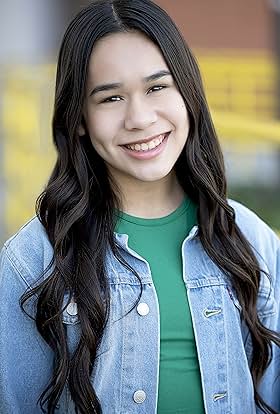 actor Alysa Gutierrez-Sierra large photo