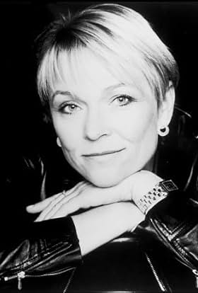 actor Helen Fielding large photo