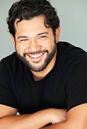 actor Charlie Prescott large photo