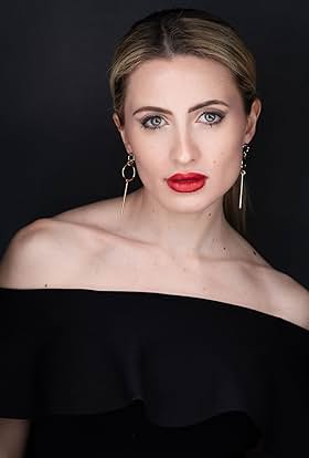 actor Shanelle Connell large photo