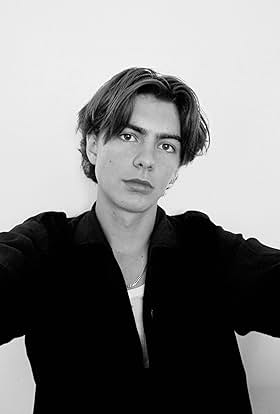 actor Diego Chiat large photo