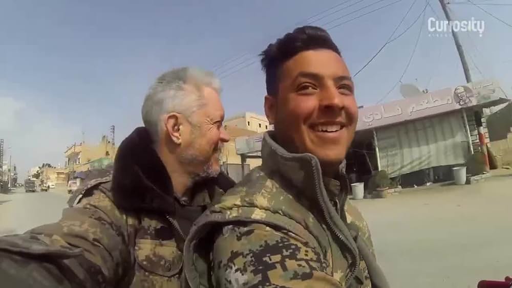 actor Macer Gifford large photo