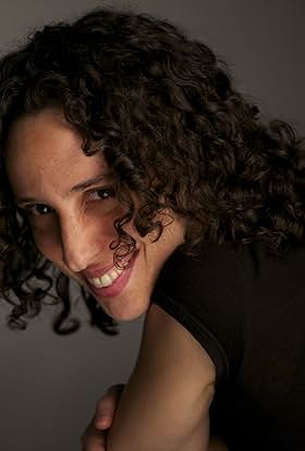 actor Ela Thier large photo