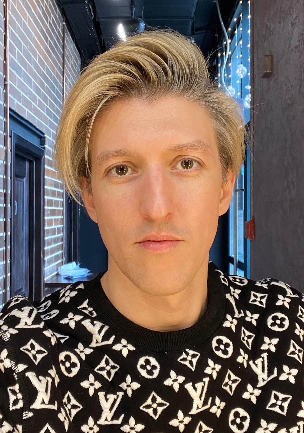 actor Alexander N large photo