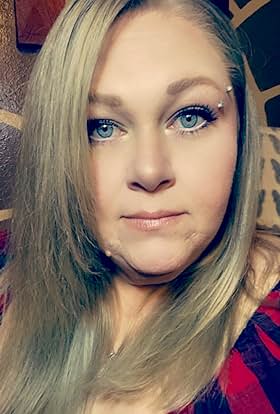 actor Lisa Bryant large photo