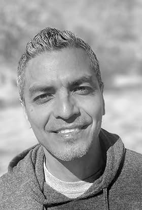 actor Donald Roman Lopez large photo