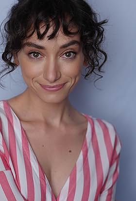 actor Madeleine Hernandez large photo