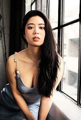 actor Erika Nonato large photo