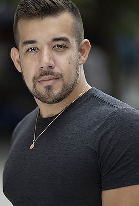 actor Kevin Luis large photo