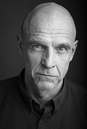 actor Vesa Wallgren large photo