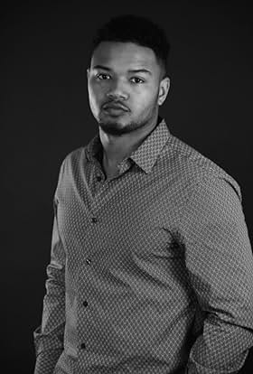 actor Darren Meadows large photo