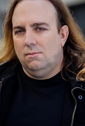 actor Anthony Lindsay large photo