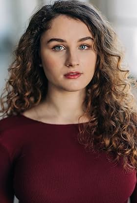 actor Leeanna Albanese large photo