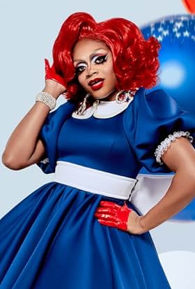 actor Heidi N Closet large photo