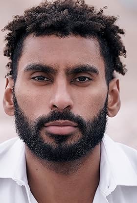 actor Gary DeShaun House large photo