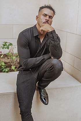 actor Sam Dagher large photo