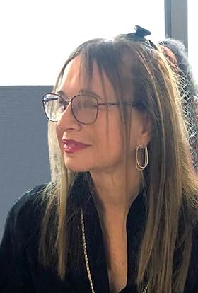 actor Tova Ascher large photo