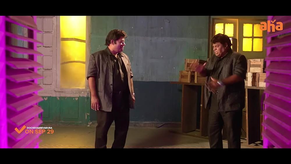 actor Malavika Satheesan large photo