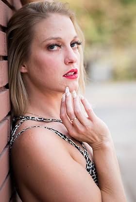 actor Paula Johnson large photo