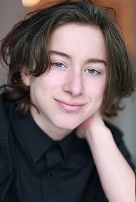 actor Dylan Walsh large photo