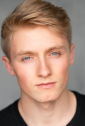 actor Zac Ladkin large photo