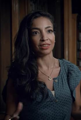 actor Mina Rzouki large photo