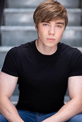 actor Alex Gilmour large photo