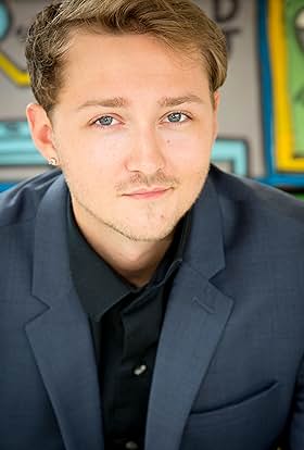 actor Luka Dingess large photo