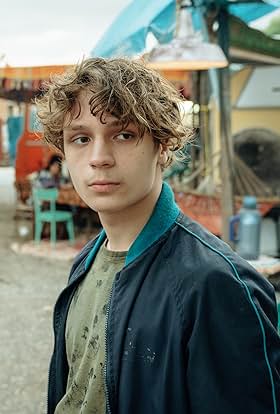 actor Maxim Gallozzi large photo