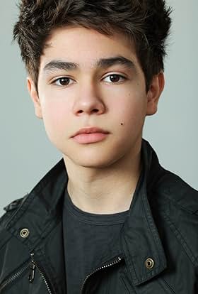 actor Armand Munoz large photo