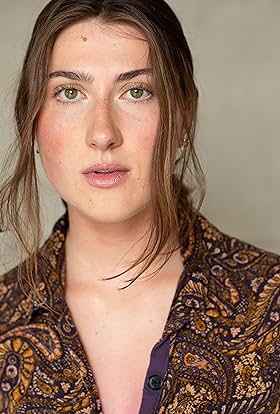 actor Danielle Meyer large photo