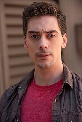 actor Anthony Dain large photo