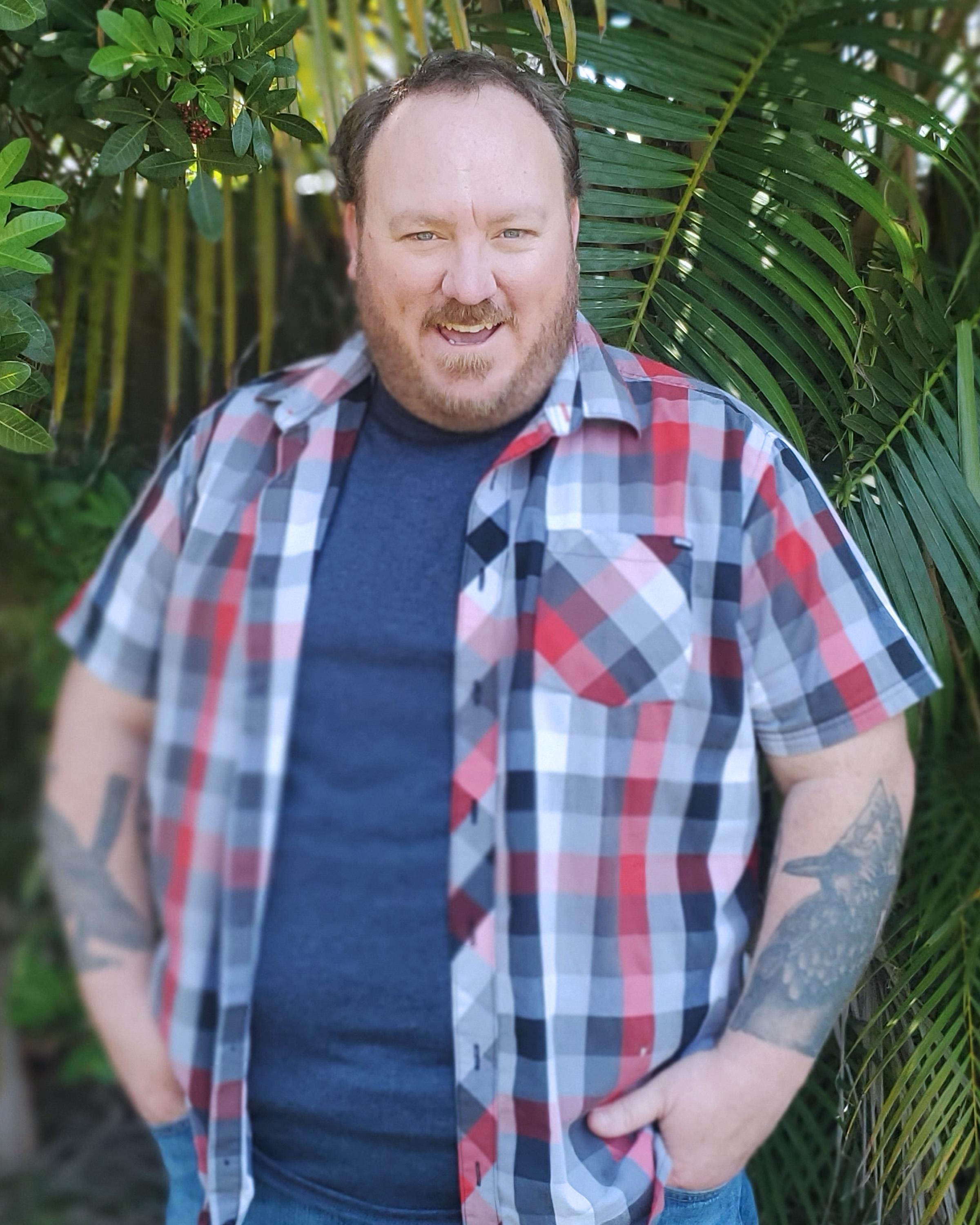 actor Joe Davison large photo