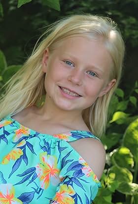 actor McKenzie McMahan large photo