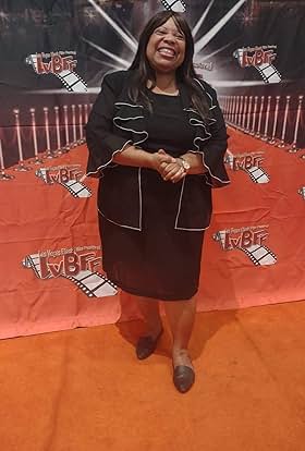 actor Tamia Dow large photo