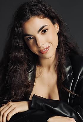 actor Chantal Casutt large photo