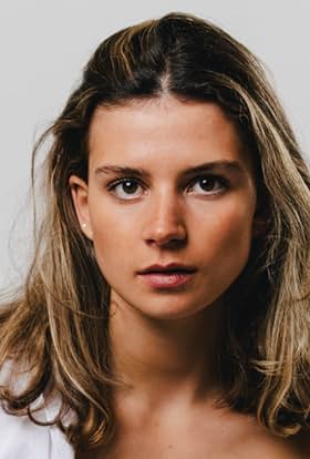 actor Emily Mutimer large photo