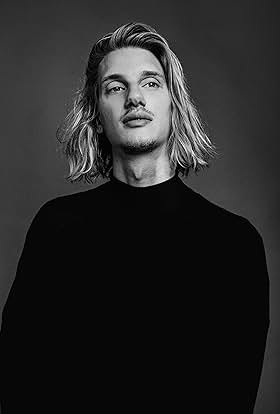 actor Paul Mirabel large photo