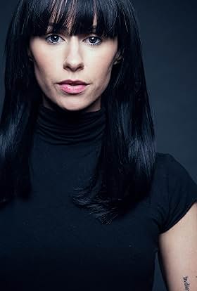 actor Anna Wolf large photo