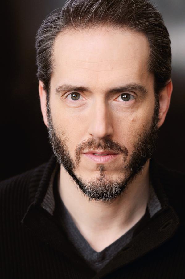 actor Michael Navarra large photo