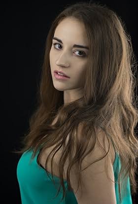 actor Nicole Cates large photo