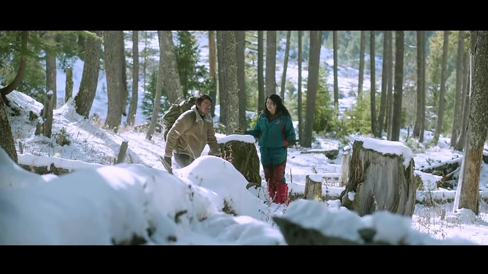 actor Suruchi Saklani large photo