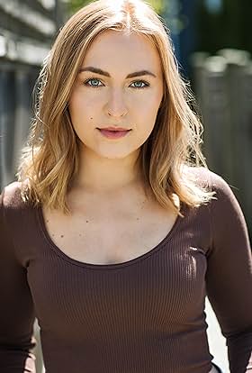 actor Krista Chyc large photo