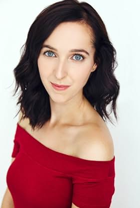 actor Nikki Hrichak large photo