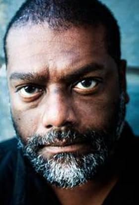 actor Baker Karim large photo