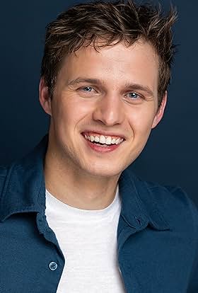 actor Jordan Pope large photo