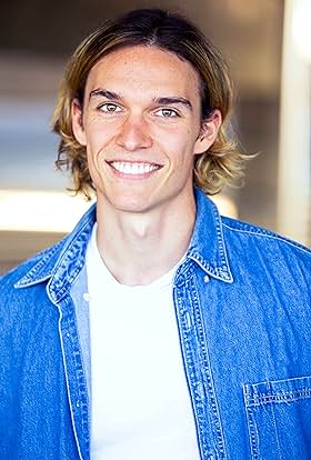 actor Takalay Hamill large photo